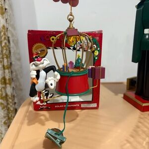 VINTAGE Looney Tunes Sylvester Ornament
